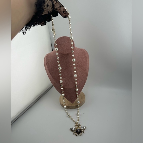 Anthropologie Pearl Bee Elegant Long Gold Necklace - Picture 6 of 17